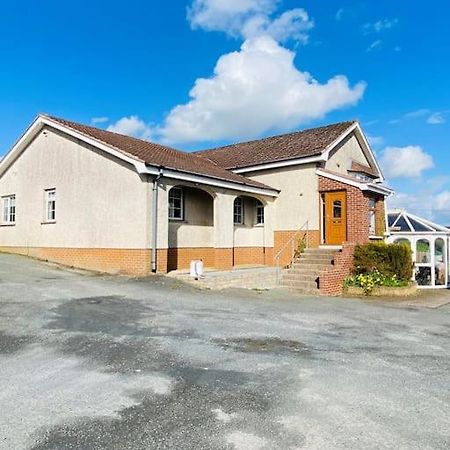 Valley Lodge 3 Bedroom Retreat In Craigantlet Hills 벨파스트 외부 사진