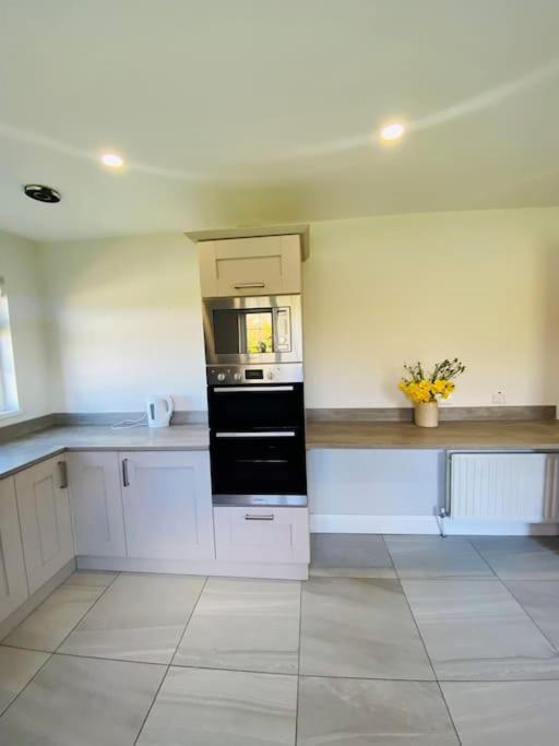 Valley Lodge 3 Bedroom Retreat In Craigantlet Hills 벨파스트 외부 사진