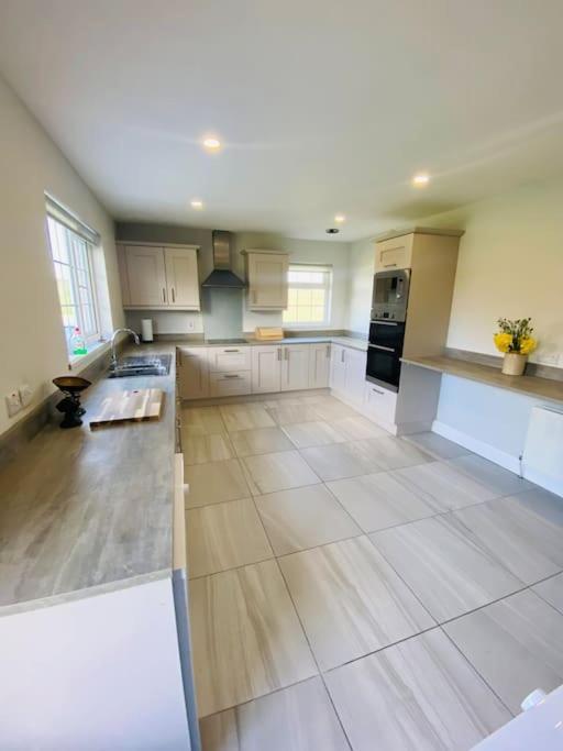 Valley Lodge 3 Bedroom Retreat In Craigantlet Hills 벨파스트 외부 사진